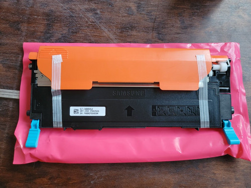 Genuine samsung toner cyan - genuine,